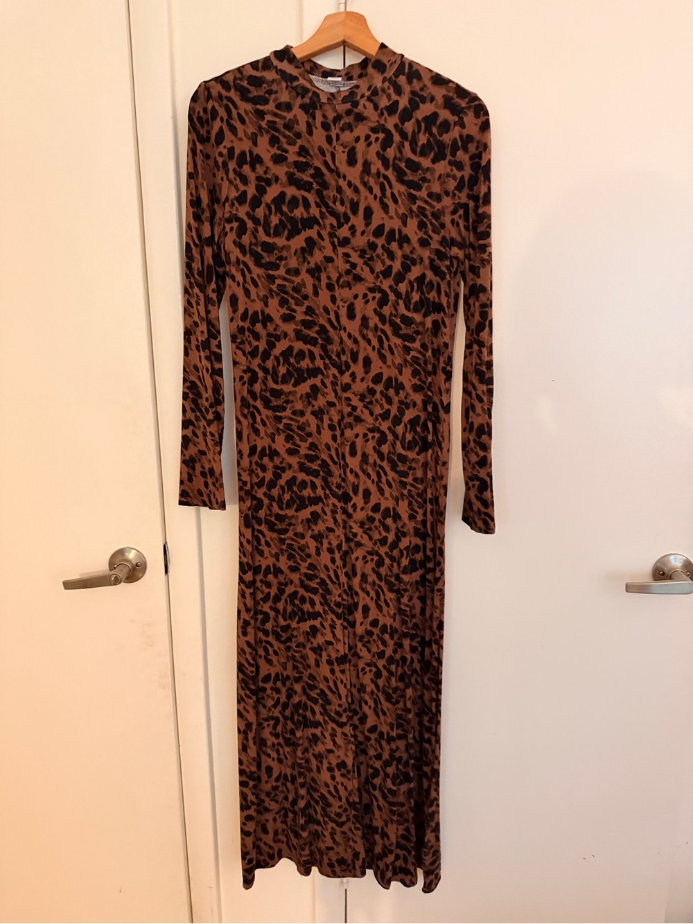 Old Navy Brown and Black Leopard-Print Long Sleeve Maxi Dress